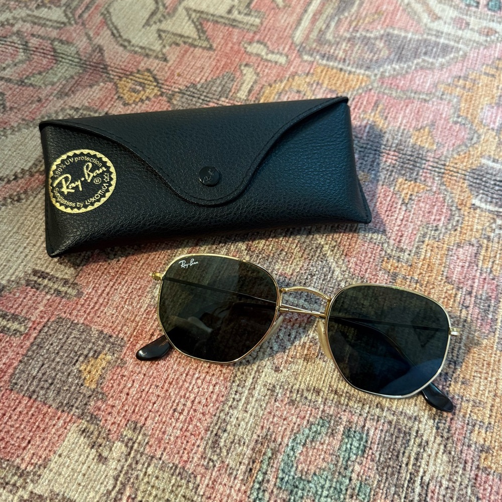 Ray-Ban Hexagonal Flat Lens Sunglasses Gold Frame Green Lens